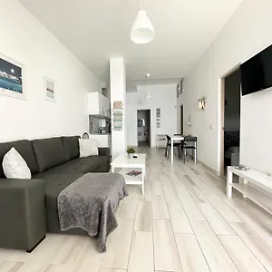  Apartamento Sol En El Centro Del Cotillo, 1 Minuto De La Playa, 2 Habitaciones, Terraza Y Wifi